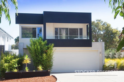 Sandpiper Retreat - Accommodation Nelson Bay 1