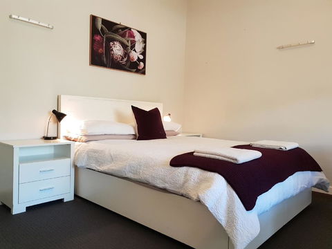 Stirling Apartments - Studio 1 - Nelsons Bay Accommodation 6
