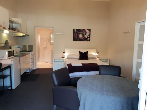 Stirling Apartments - Studio 1 - Nelsons Bay Accommodation 4