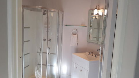 Stirling Apartments - Studio 1 - Nelsons Bay Accommodation 3