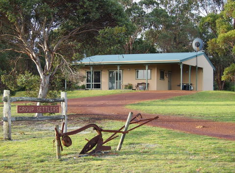 Riverside Retreat Chalets, Walpole - Nelsons Bay Accommodation 8