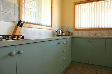 Riverside Retreat Chalets, Walpole - Nelsons Bay Accommodation 11