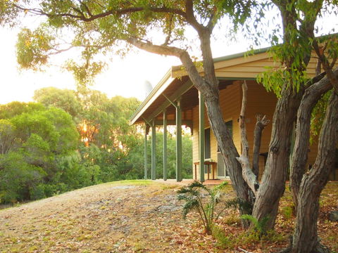 Riverside Retreat Chalets, Walpole - Nelsons Bay Accommodation 3
