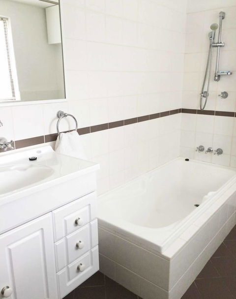 Kenata-Fairway Apartment Hotel - Nelsons Bay Accommodation 23