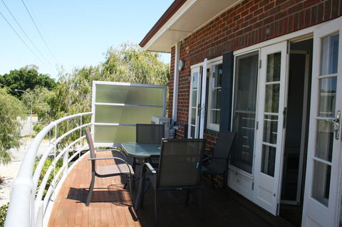 Kenata-Fairway Apartment Hotel - Nelsons Bay Accommodation 6
