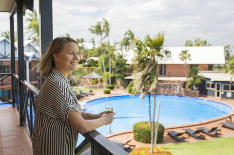 Moonlight Bay Suites - Accommodation Nelson Bay 2