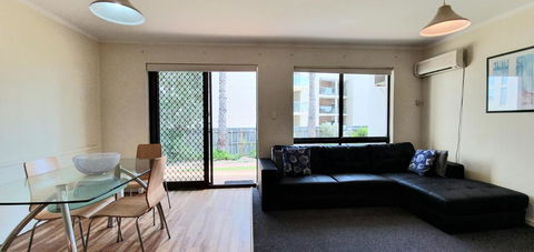 West Beach Lagoon 208 â€“ Great Value! - Accommodation Nelson Bay 4