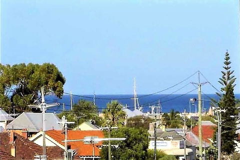 Fremantle Heritage Home For You To Enjoy! - Nelsons Bay Accommodation 1