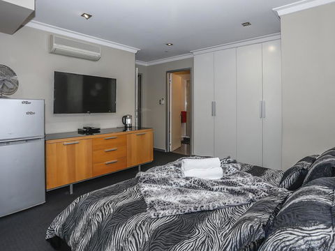 New York On King - Accommodation Nelson Bay 4