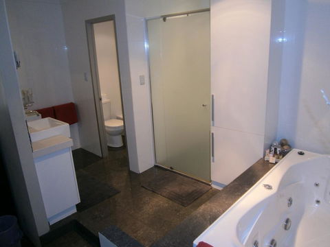 New York On King - Accommodation Nelson Bay 42