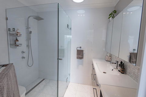 Mindarie Retreat - Nelsons Bay Accommodation 7
