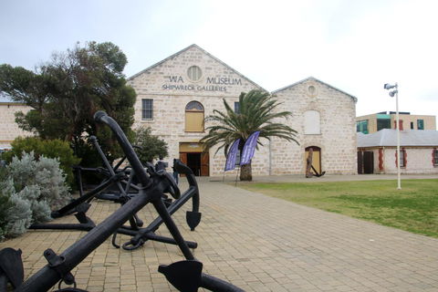 Suffolk House - Nelsons Bay Accommodation 23