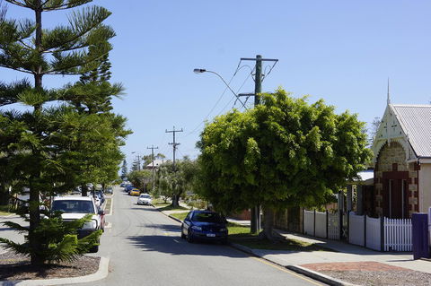 Suffolk House - Nelsons Bay Accommodation 17