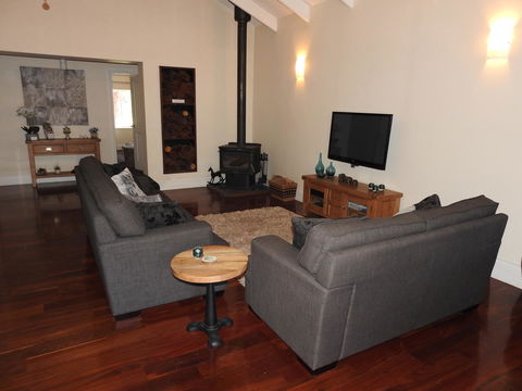 Quiet Escapes Cottages - Accommodation Nelson Bay 23
