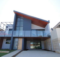 Sunset Place Apartments - Nelsons Bay Accommodation