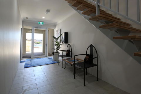 Studio Style Mindarie Marina - Nelsons Bay Accommodation 13