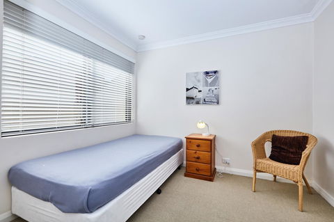 Fremantle Townhouse Unit 6 - Nelsons Bay Accommodation 7