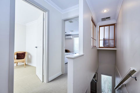 Fremantle Townhouse Unit 6 - Nelsons Bay Accommodation 6