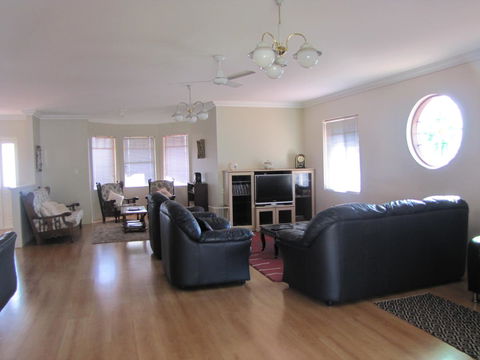 Ocean View Retreat - Accommodation Nelson Bay 17