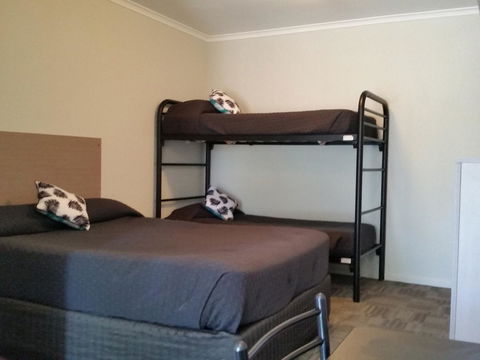 Mandurah Foreshore Motel - Accommodation Nelson Bay 11
