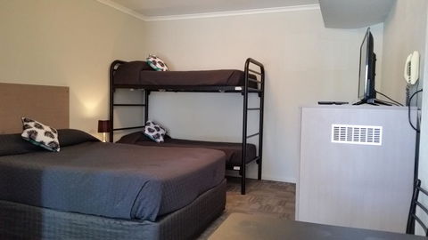 Mandurah Foreshore Motel - Accommodation Nelson Bay 1