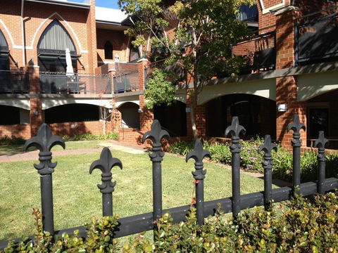 Cloisters - Nelsons Bay Accommodation 20