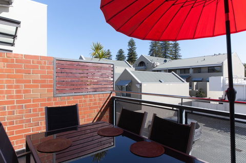 Cloisters - Nelsons Bay Accommodation 6