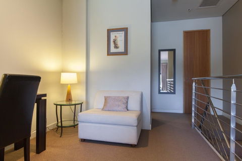Cloisters - Nelsons Bay Accommodation 13