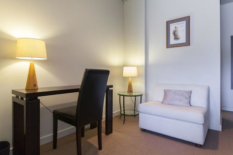 Cloisters - Nelsons Bay Accommodation 14