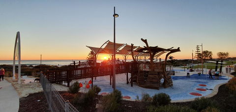 West Beach Lagoon 211 â€“ Great Views - Accommodation Nelson Bay 27