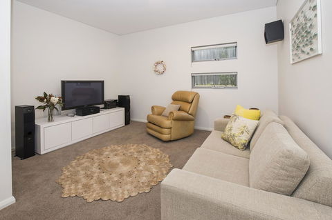 Calm Waters - Accommodation Nelson Bay 29