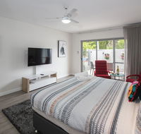 Churchill Studios - Accommodation Nelson Bay