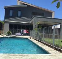 The Pool House - Fremantle - Accommodation Nelson Bay
