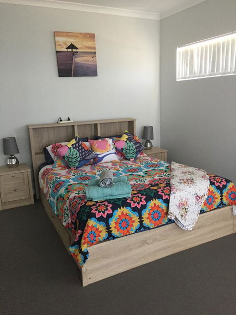 Beach House At SeaScapes.. - Accommodation Nelson Bay 5
