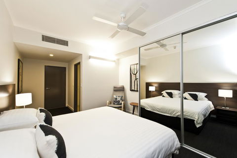 St Catherine\'s On Park - Nelsons Bay Accommodation 12