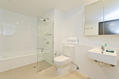 St Catherine\'s On Park - Nelsons Bay Accommodation 6