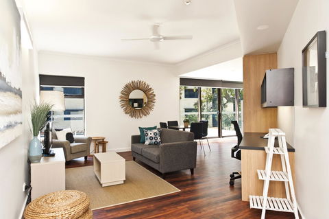St Catherine\'s On Park - Nelsons Bay Accommodation 0