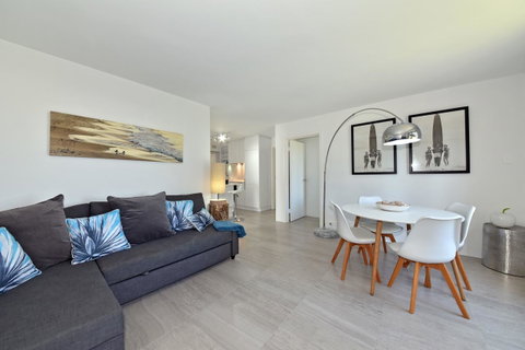Cottesloe Apartment Close To Beach - Accommodation Nelson Bay 14