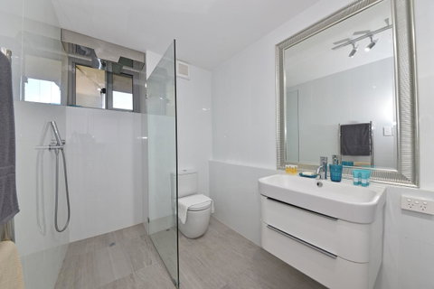 Cottesloe Apartment Close To Beach - Accommodation Nelson Bay 12