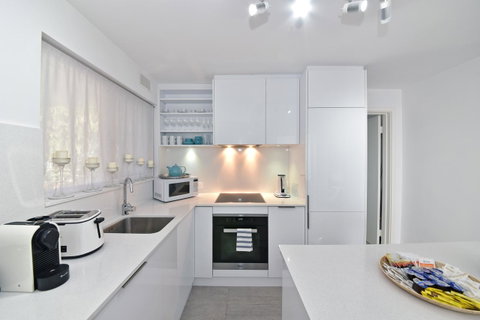 Cottesloe Apartment Close To Beach - Accommodation Nelson Bay 13