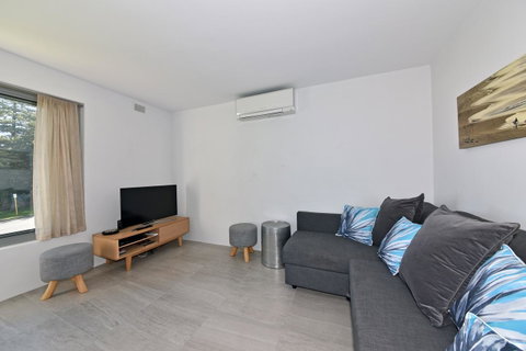 Cottesloe Apartment Close To Beach - Accommodation Nelson Bay 7