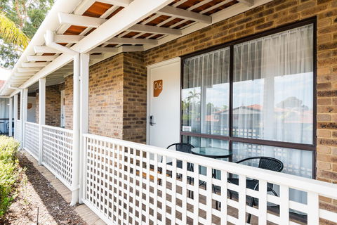 Nightcap At Wanneroo Tavern - Nelsons Bay Accommodation 12
