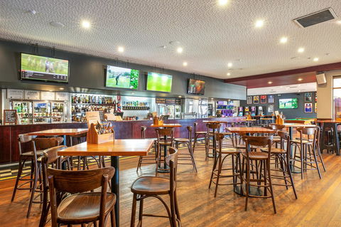 Nightcap At Wanneroo Tavern - Nelsons Bay Accommodation 8