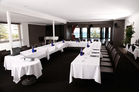 Cottesloe Beach Hotel - Accommodation Nelson Bay 19