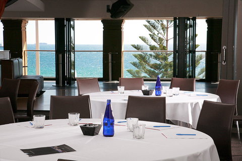 Cottesloe Beach Hotel - Accommodation Nelson Bay 20