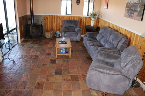Kendenup Cottages And Lodge - Accommodation Nelson Bay 14