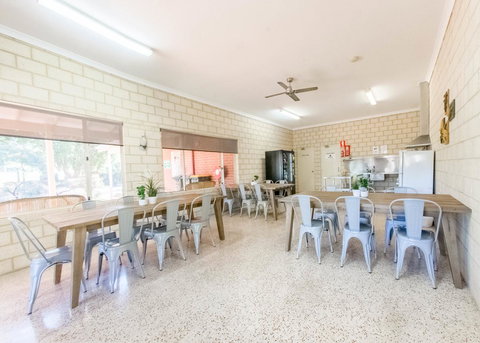 Banksia Tourist Park - Accommodation Nelson Bay 6