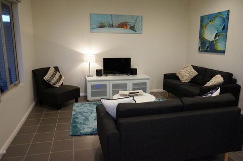 Exmouth 4 Escape - Accommodation Nelson Bay 9
