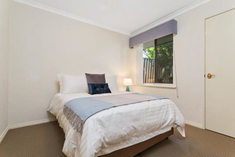 Como South Perth Villa - Accommodation Nelson Bay 6