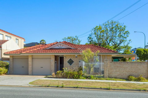 Como South Perth Villa - Accommodation Nelson Bay 21